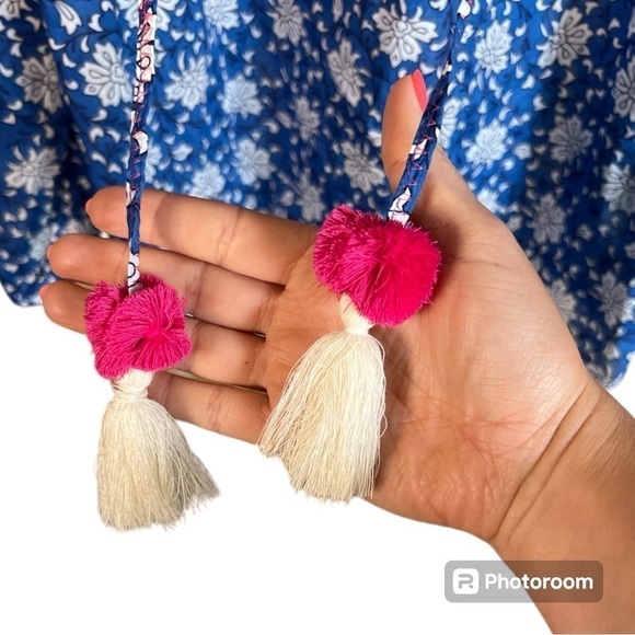 J. Crew Floral Peasant Embroidered Top in Pink, Blue, and White size XS - Picture 5 of 8